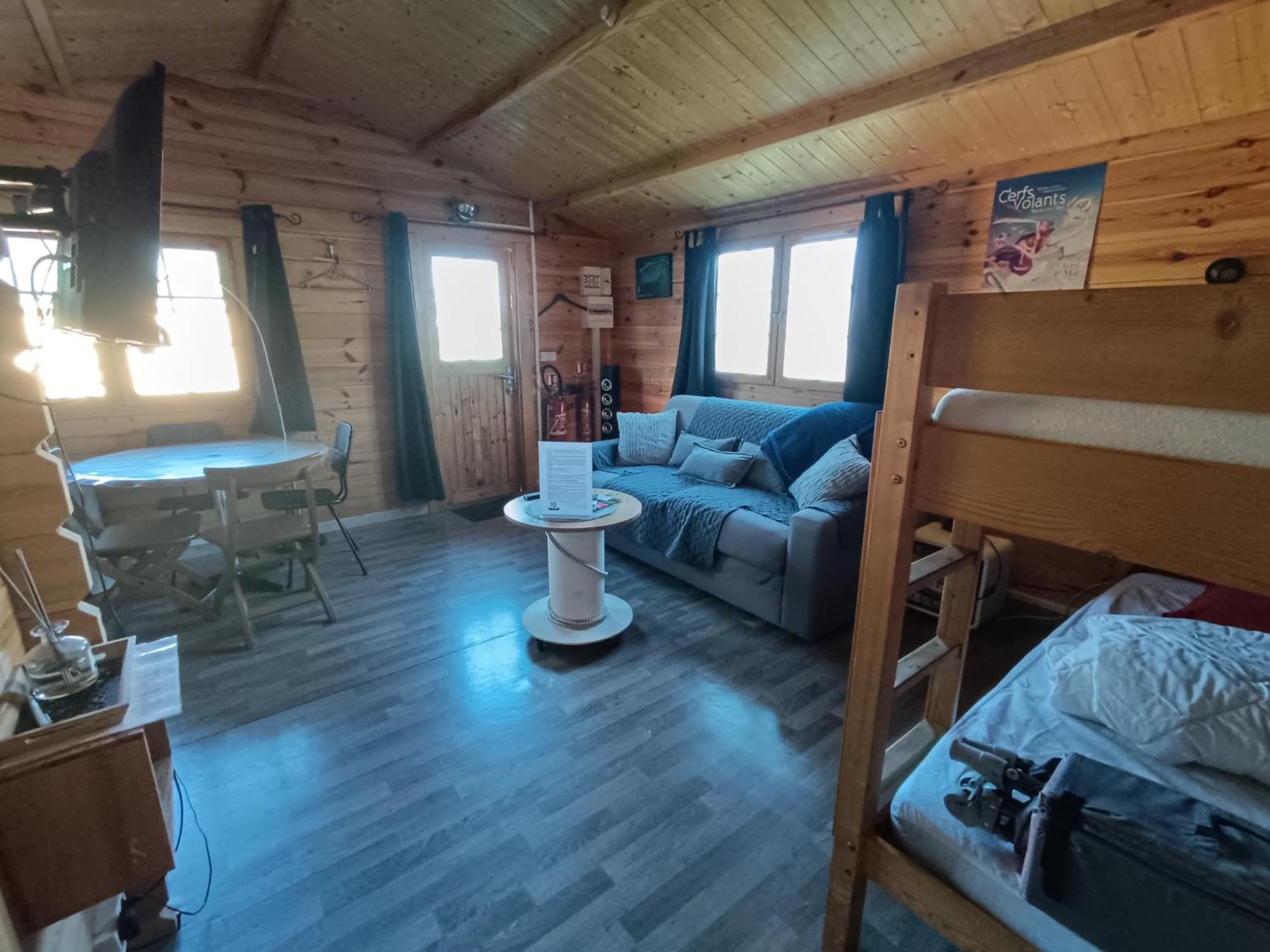 Gite Les Chalets Du Fliers Verton Meubles De Tourisme Classes 2 Etoiles Berck Zimmer foto